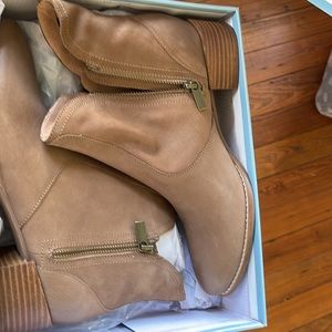NIB- Seychelles booties- never worn